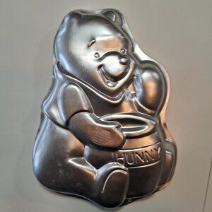 Vintage Wilton Disney Winnie the Pooh Cake pan